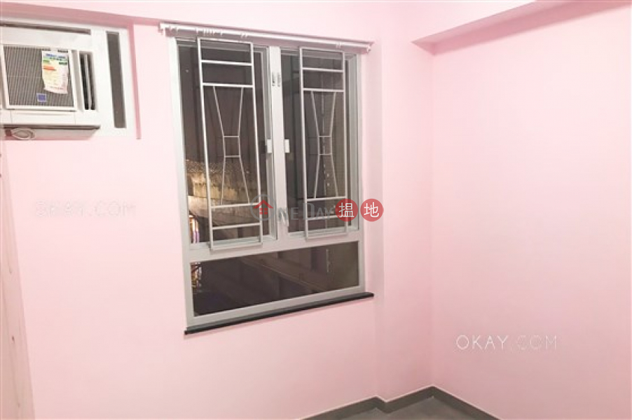 HK$ 25,000/ month Lockhart House Block B Wan Chai District | Unique 2 bedroom with sea views | Rental