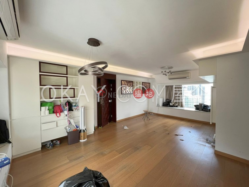 Property Search Hong Kong | OneDay | Residential | Sales Listings Charming 3 bedroom on high floor with parking | For Sale