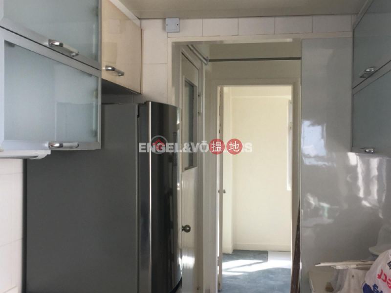 3 Bedroom Family Flat for Sale in Pok Fu Lam | Y. Y. Mansions block A-D 裕仁大廈A-D座 Sales Listings
