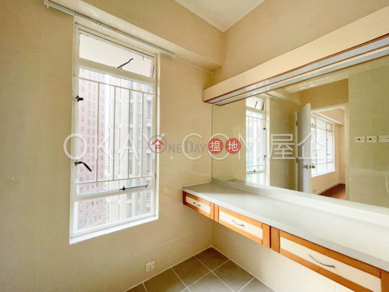 Efficient 4 bedroom with balcony & parking | Rental | Macdonnell House 麥當奴大廈 Rental Listings