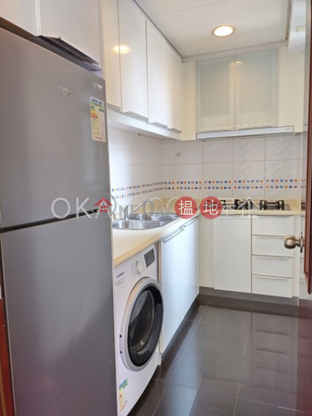 HK$ 35,000/ month The Merton Western District | Rare 3 bedroom with sea views & balcony | Rental