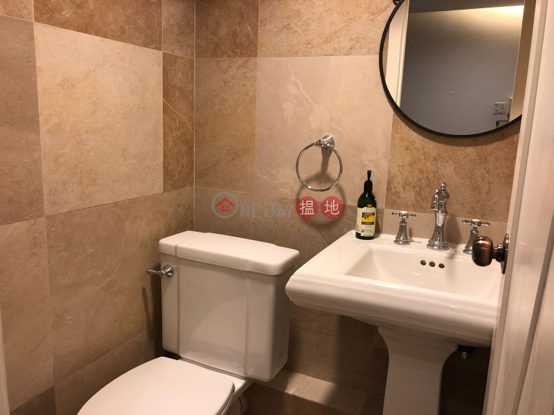 HK$ 50,000/ month House 5 Venice Villa, Sai Kung | Very Convenient 4 Bed House & Pool