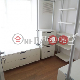 3 Bedroom Family Unit for Rent at Centrestage | Centrestage 聚賢居 _0