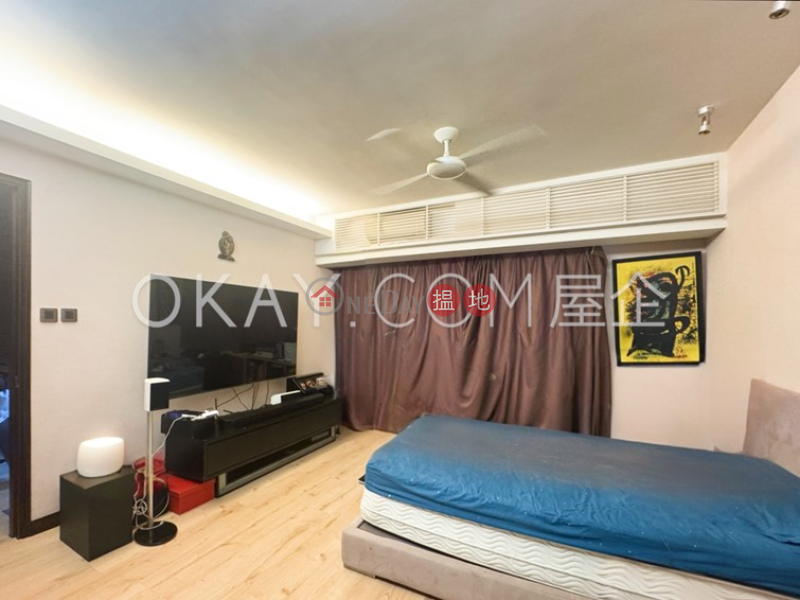 HK$ 140,000/ month, Babington House Western District Efficient 5 bedroom with terrace & parking | Rental