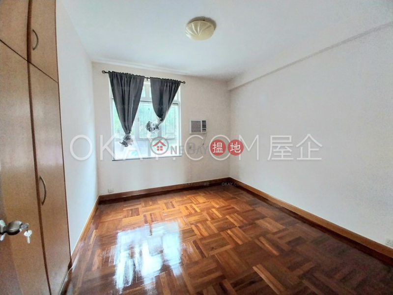 Gorgeous 3 bedroom with parking | Rental, 130-132 Green Lane Court 箕璉閣130-132號 Rental Listings | Wan Chai District (OKAY-R59914)