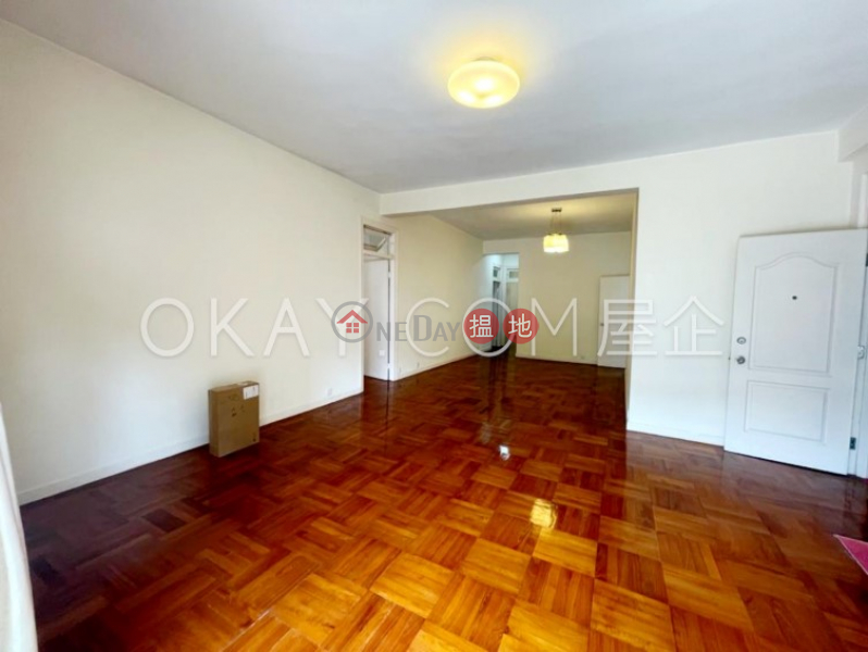 Beautiful 3 bedroom with balcony & parking | For Sale | Shuk Yuen Building 菽園新臺 Sales Listings