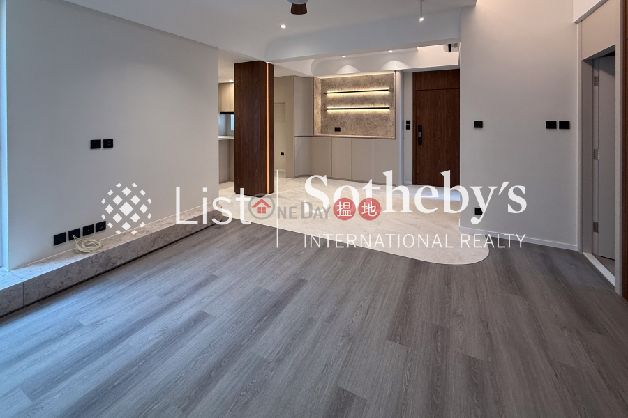 Property for Rent at Blue Pool Court with 3 Bedrooms | Blue Pool Court 藍塘別墅 Rental Listings