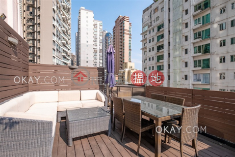 Tasteful penthouse with rooftop | For Sale | Kam Lei Building 金莉大廈 _0