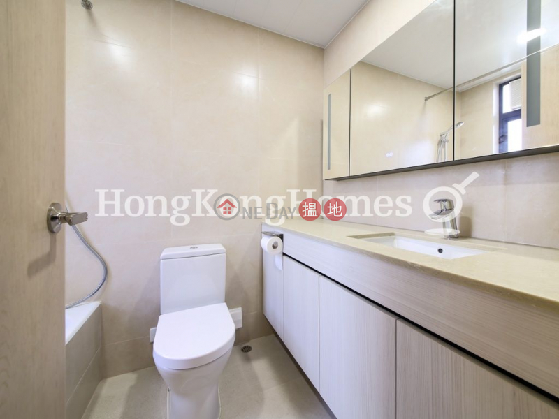 Property Search Hong Kong | OneDay | Residential Rental Listings | 3 Bedroom Family Unit for Rent at Amber Garden