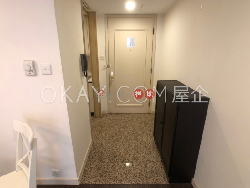 Stylish 1 bedroom on high floor with harbour views | Rental | Convention Plaza Apartments 會展中心會景閣 Rental Listings