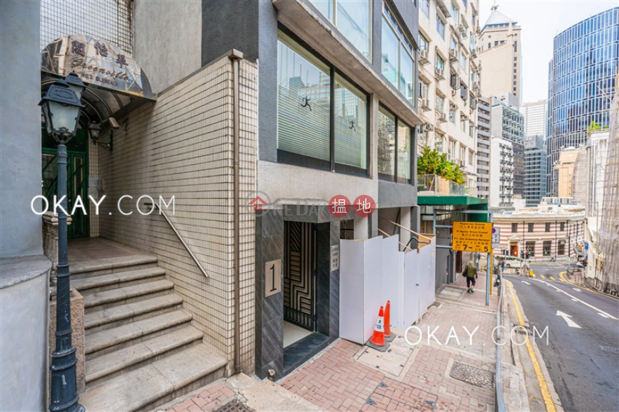 HK$ 35,000/ 月翠怡閣中區2房1廁,極高層翠怡閣出租單位