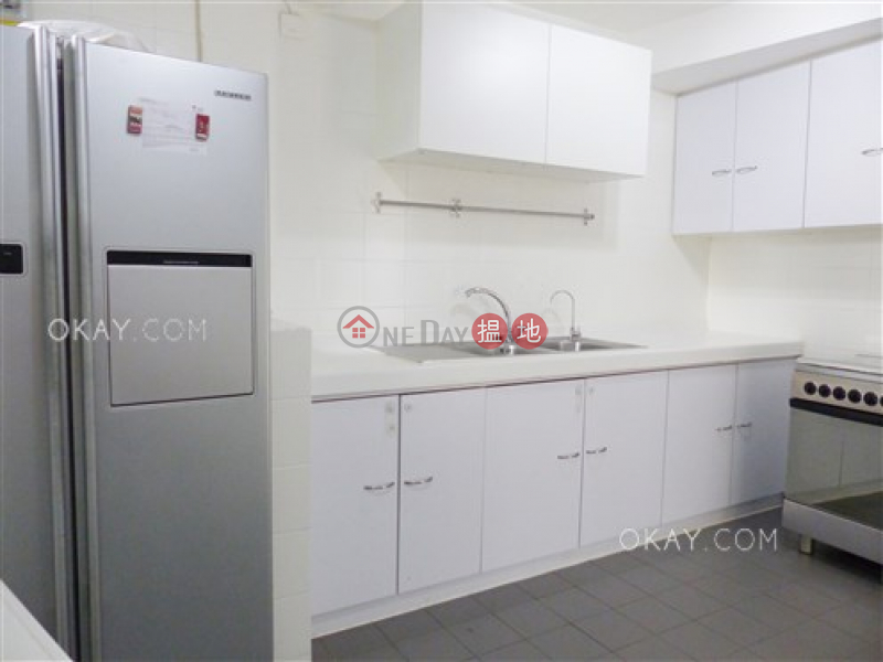 HK$ 43,000/ month | Greenery Garden | Western District Gorgeous 3 bedroom on high floor with balcony & parking | Rental