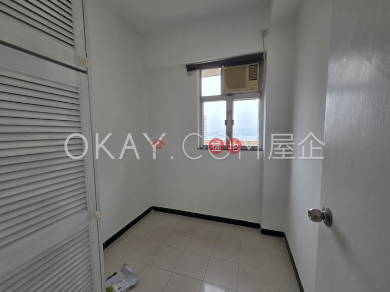 Charming penthouse with sea views, rooftop & terrace | Rental | Block B KingsField Tower 景輝大廈B座 Rental Listings