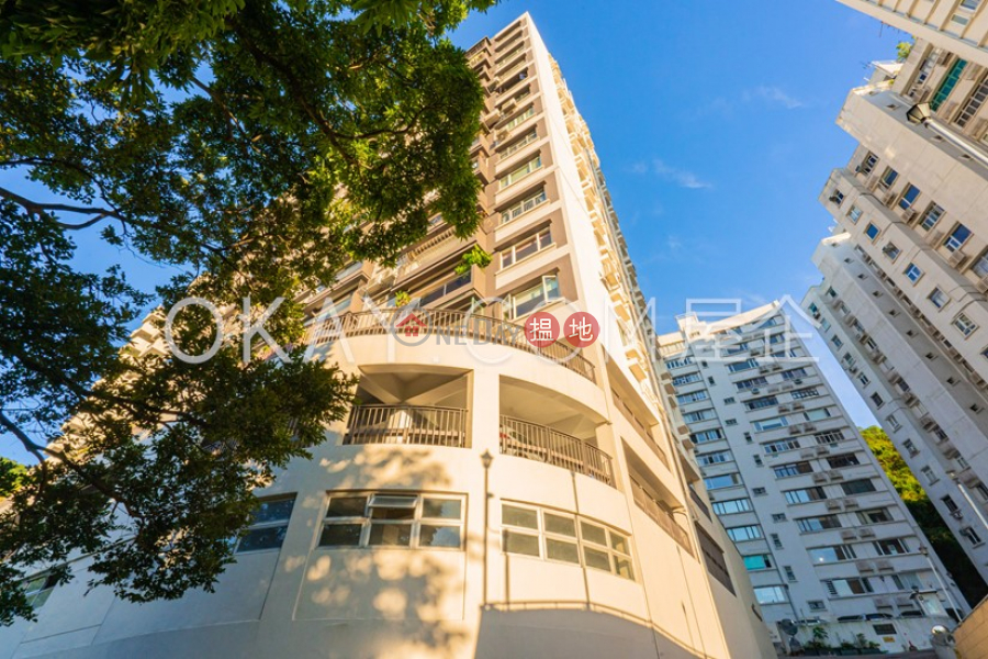 Property Search Hong Kong | OneDay | Residential, Sales Listings | Efficient 3 bed on high floor with balcony & parking | For Sale