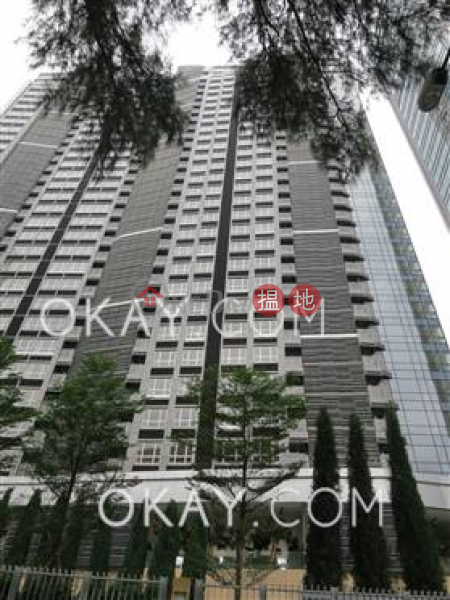 HK$ 72,000/ month | Marinella Tower 1, Southern District | Luxurious 3 bed on high floor with sea views & balcony | Rental
