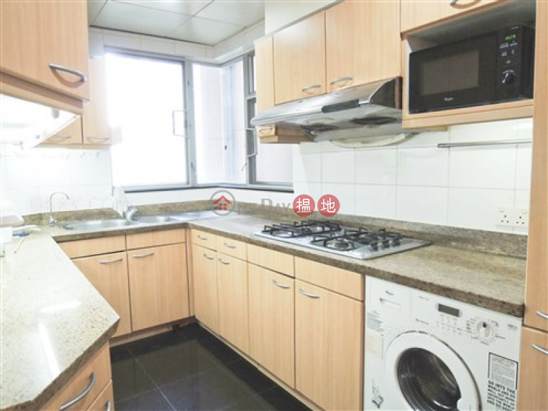 HK$ 45,000/ month The Waterfront Phase 1 Tower 3, Yau Tsim Mong Luxurious 3 bedroom in Kowloon Station | Rental