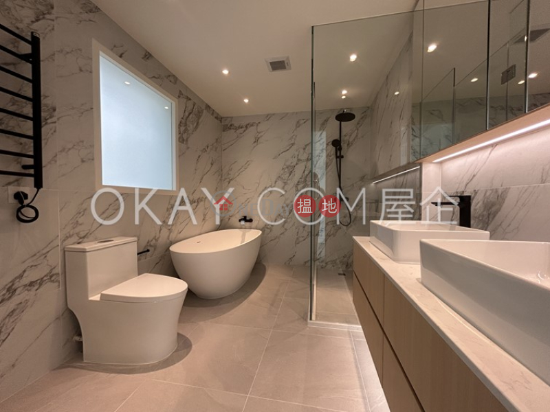 HK$ 200,000/ 月環海崇樓|南區-4房4廁,連車位,獨立屋環海崇樓出租單位