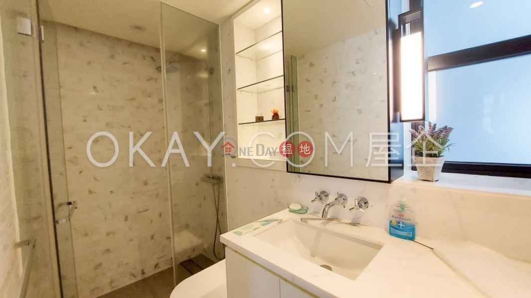 HK$ 19.95M | Resiglow Wan Chai District, Tasteful 2 bedroom with balcony | For Sale
