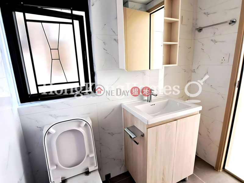 Property Search Hong Kong | OneDay | Residential Rental Listings | 3 Bedroom Family Unit for Rent at Block M (Flat 1 - 8) Kornhill