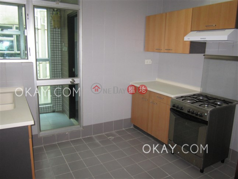 Gorgeous 3 bedroom with parking | Rental, The Regalis 帝鑾閣 Rental Listings | Western District (OKAY-R5541)