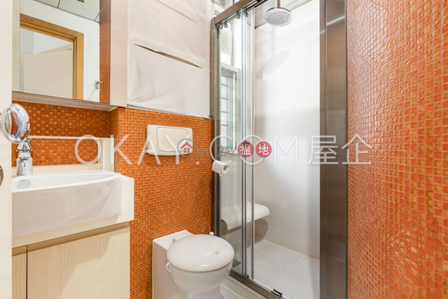 Beautiful house with terrace & parking | For Sale | Jade Crest 翠峰園 Sales Listings