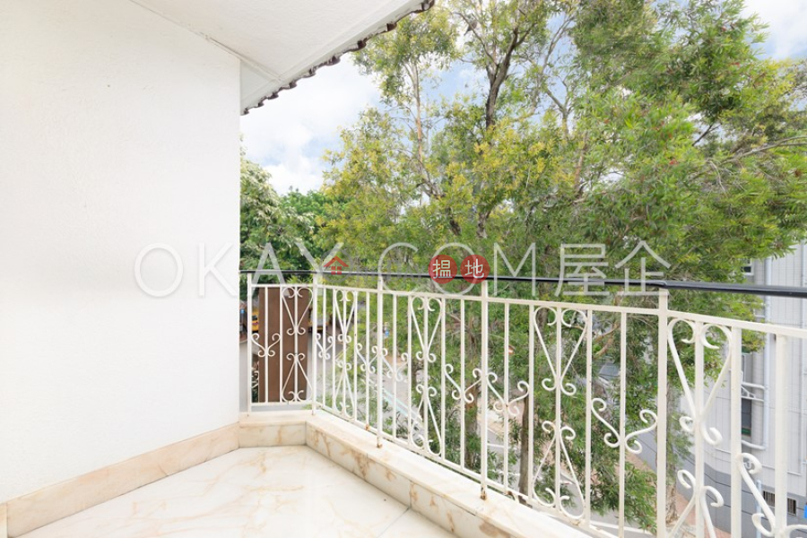 Charming 3 bedroom on high floor with rooftop & balcony | Rental 11A Magnolia Road | Kowloon Tong Hong Kong, Rental HK$ 45,000/ month