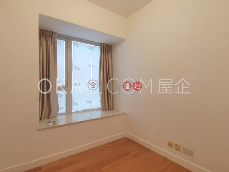 HK$ 13.7M, Island Lodge | Eastern District, Nicely kept 2 bedroom on high floor | For Sale