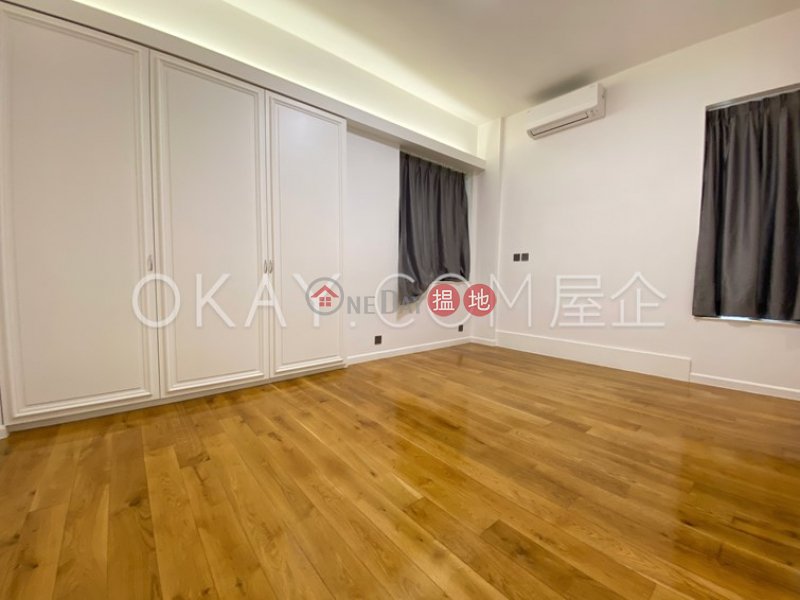 HK$ 82,000/ month Glory Mansion Central District | Efficient 3 bedroom with balcony & parking | Rental