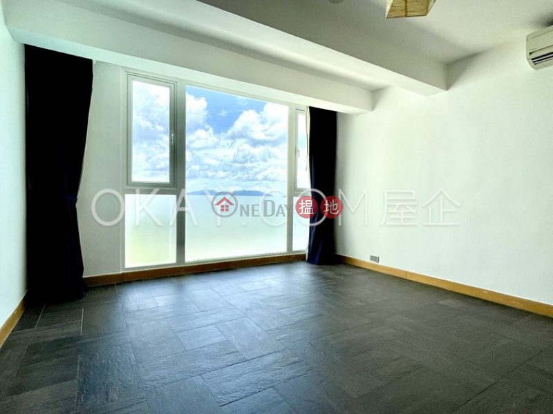 HK$ 85,000/ month House A Ocean View Lodge Sai Kung Stylish house with sea views, rooftop & terrace | Rental