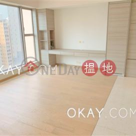 Luxurious 1 bedroom with balcony | For Sale | The Summa 高士台 _0