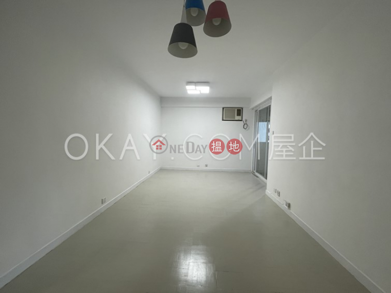 Lovely 3 bedroom with balcony | Rental, Block B Dragon Court 金龍大廈 B座 Rental Listings | Eastern District (OKAY-R306112)