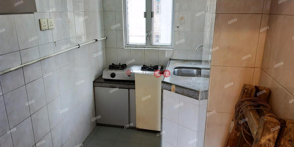 Hip Tak Building | 3 bedroom Mid Floor Flat for Sale | 1-3 Che Fong Street | Kwai Tsing District | Hong Kong, Sales | HK$ 5.4M
