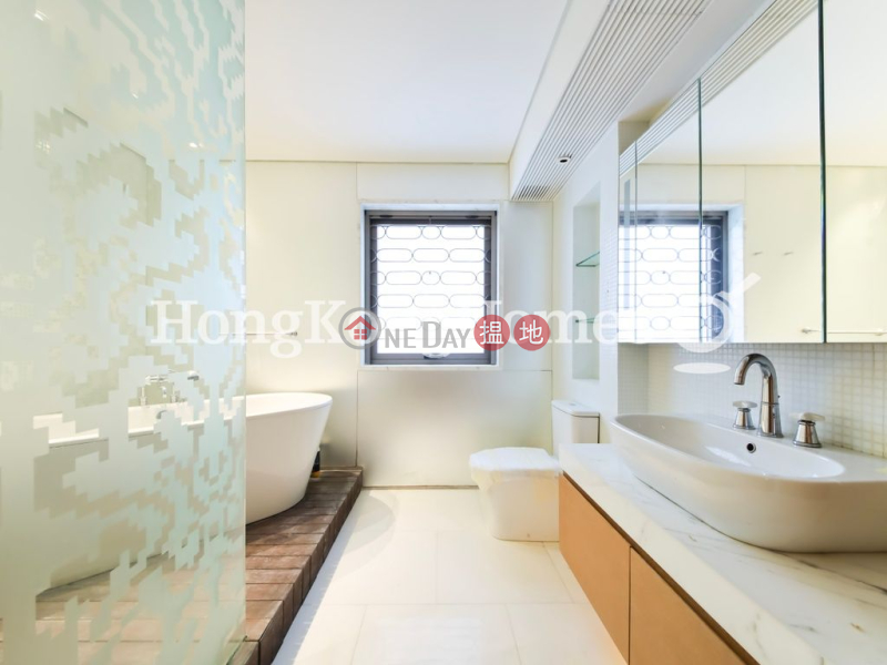 HK$ 880,000/ month | Yue Hing Court, Southern District | Expat Family Unit for Rent at Yue Hing Court