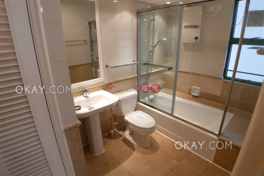 Elegant 2 bedroom in Mid-levels West | Rental 70 Robinson Road | Western District, Hong Kong Rental HK$ 40,000/ month