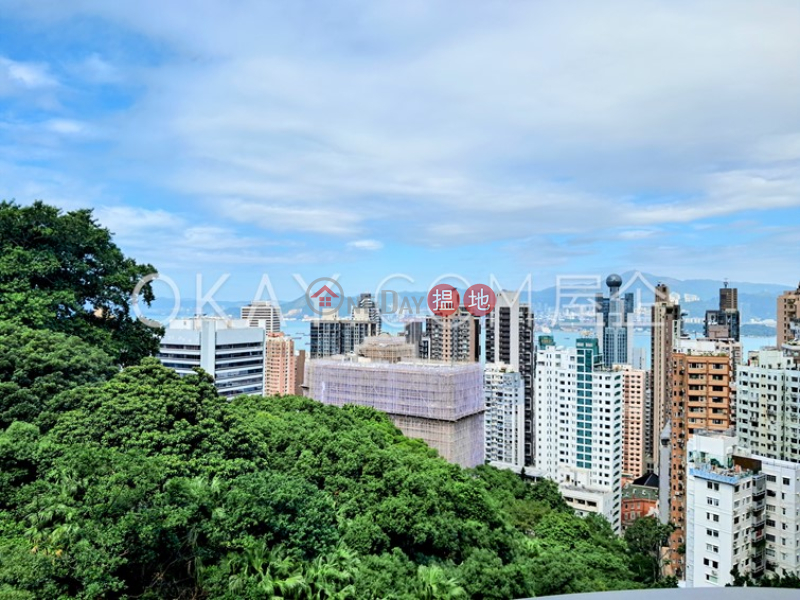 3房3廁,連車位,露台大學閣1座出售單位|大學閣1座(University Heights Block 1)出售樓盤 (OKAY-S401379)