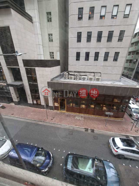 HK$ 10,800/ 月-蘇杭街86號-西區Tel 98755238