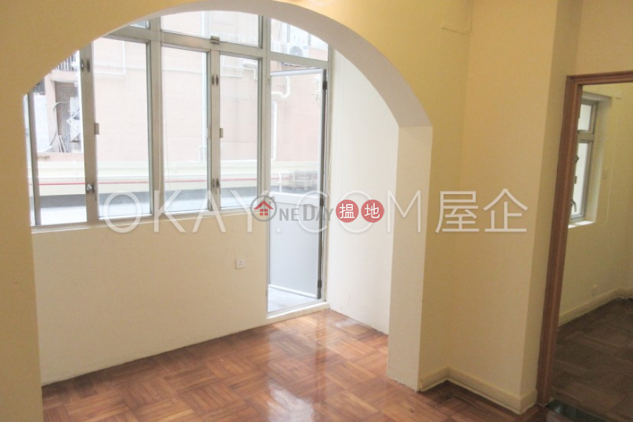 HK$ 27,000/ month Wise Mansion, Western District | Unique 2 bedroom in Mid-levels West | Rental