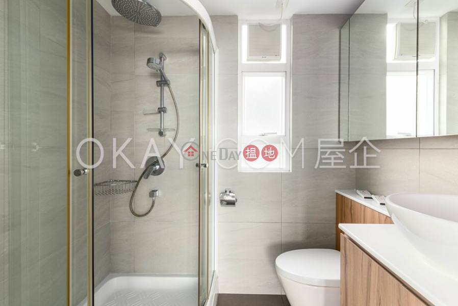 HK$ 78,000/ 月-翠海別墅A座-西區3房2廁,實用率高,海景,連車位《翠海別墅A座出租單位》