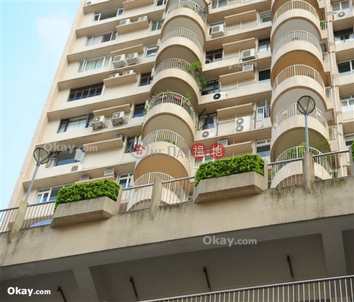 Exquisite 4 bedroom with balcony | For Sale | Pearl Gardens 明珠台 Sales Listings