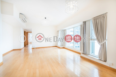 Beautiful 3 bedroom on high floor with parking | For Sale | Valverde 蔚皇居 _0