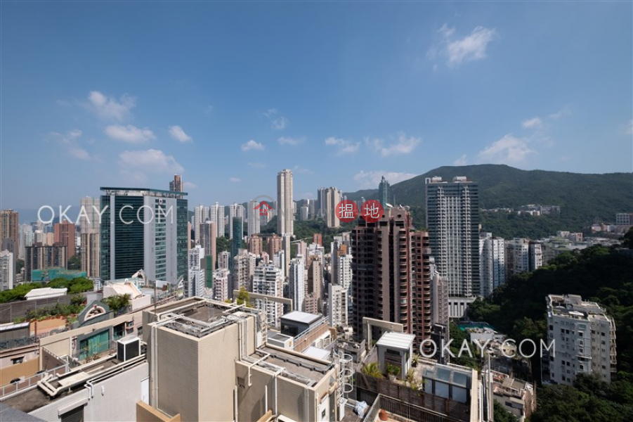 Property Search Hong Kong | OneDay | Residential, Sales Listings Nicely kept 3 bed on high floor with rooftop & parking | For Sale