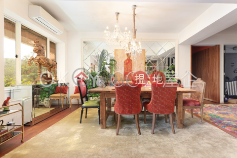 Rare 3 bedroom with balcony & parking | For Sale | Parkview Crescent Hong Kong Parkview 陽明山莊 環翠軒 _0