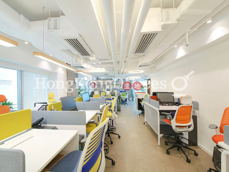 Pearl Oriental House | Middle Office / Commercial Property | Rental Listings | HK$ 72,870/ month