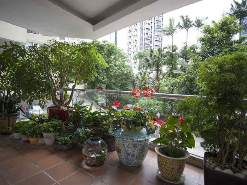 Property Search Hong Kong | OneDay | Residential Sales Listings | 3 Bedroom Family Flat for Sale in Central Mid Levels