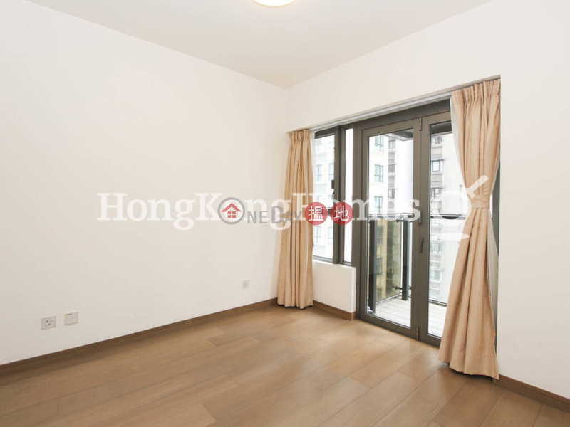 HK$ 38,000/ month | Centre Point, Central District | 3 Bedroom Family Unit for Rent at Centre Point