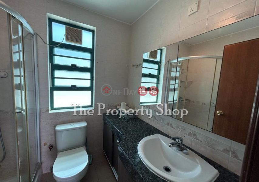 Ground Floor CWB Apt + Terrace & CP|龍蝦灣路 | 西貢香港|出租-HK$ 18,000/ 月