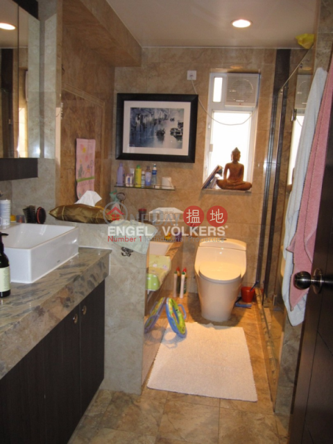 3 Bedroom Family Flat for Sale in Mid Levels - West | Alpine Court 嘉賢大廈 _0