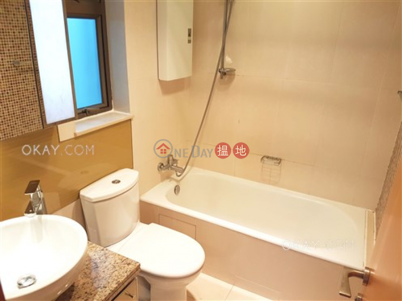 Cozy 2 bedroom on high floor with balcony | Rental | The Zenith Phase 1, Block 3 尚翹峰1期3座 Rental Listings