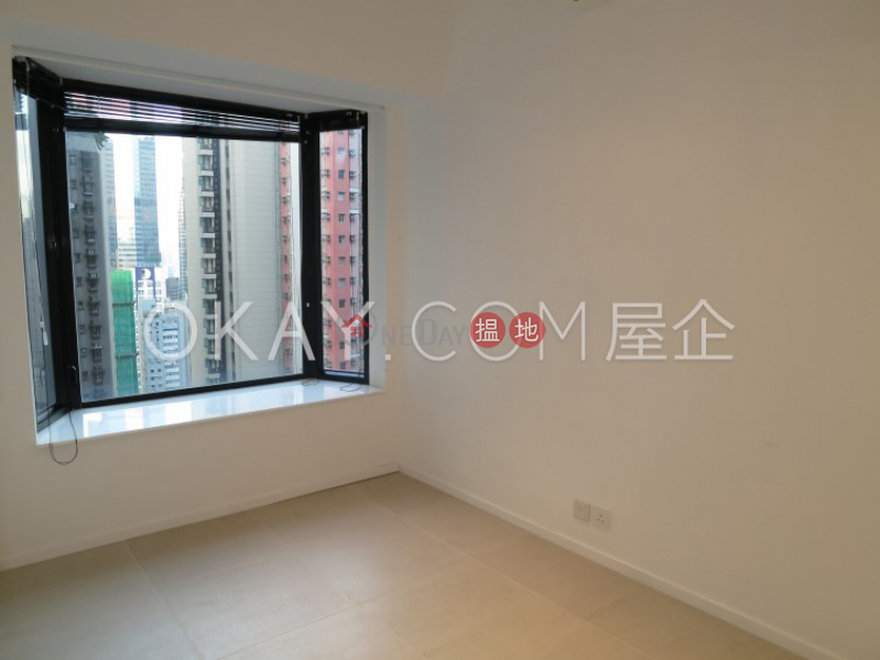 HK$ 33,000/ month Woodlands Terrace, Western District Rare 2 bedroom on high floor | Rental
