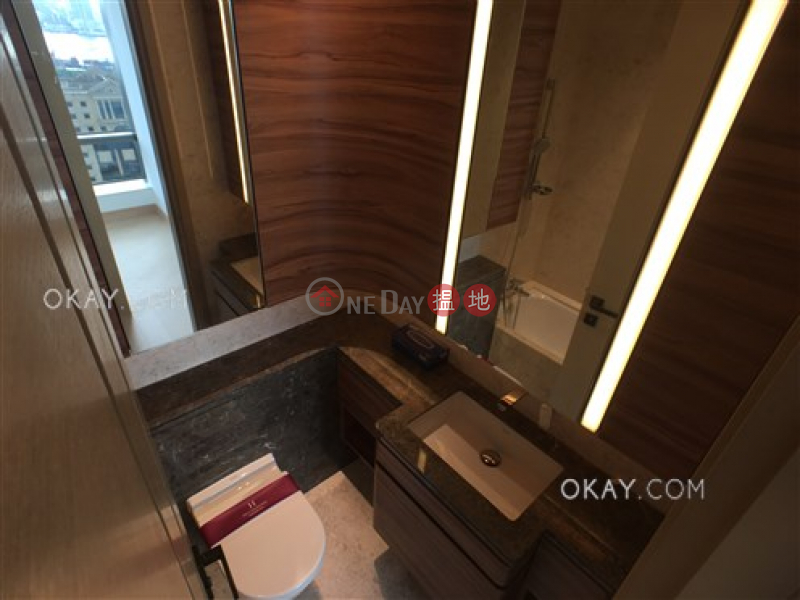 HK$ 16.8M | Jones Hive | Wan Chai District, Tasteful 3 bedroom with balcony | For Sale